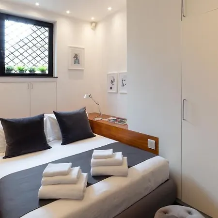 Apartment Augustus - Free Parking Genoa